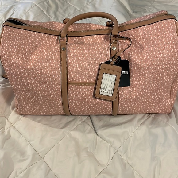 steve madden weekender
